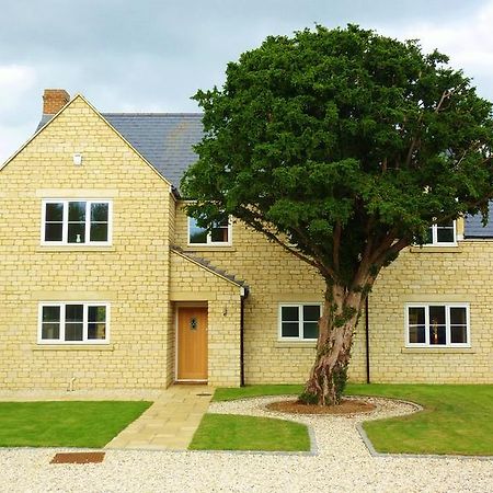 Coombe Cottage Sutton Green Экстерьер фото
