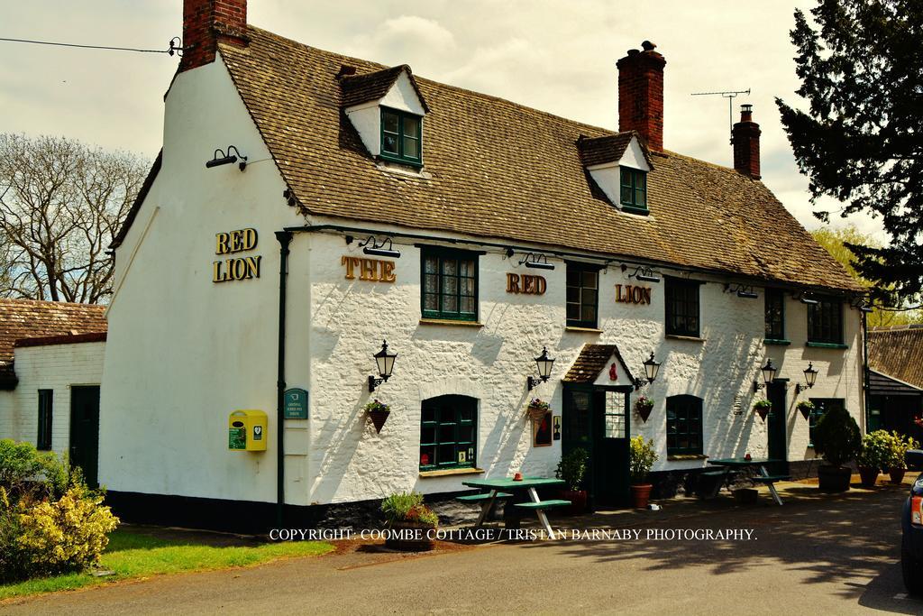 Coombe Cottage Sutton Green Экстерьер фото